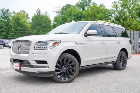 Another view of 2021 Lincoln Navigator Reserve for sale in Bloomington, IN at Foreign Auto Connect