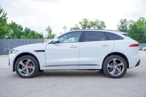 More photos of 2017 Jaguar F-PACE S at Foreign Auto Connect, IN