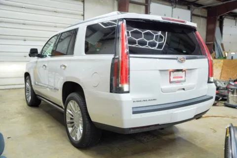 More photos of 2020 Cadillac Escalade Platinum Edition at Foreign Auto Connect, IN