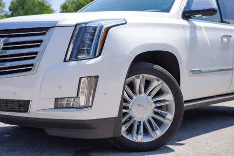 More photos of 2020 Cadillac Escalade Platinum Edition at Foreign Auto Connect, IN