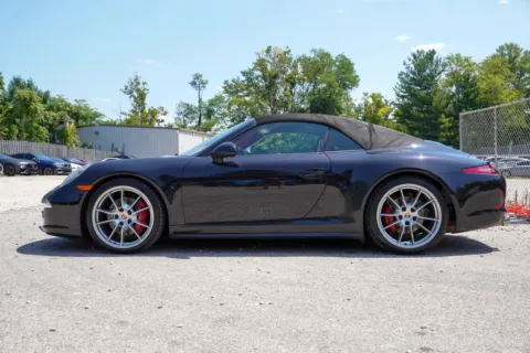 More photos of 2014 Porsche 911 Carrera 4S at Foreign Auto Connect, IN