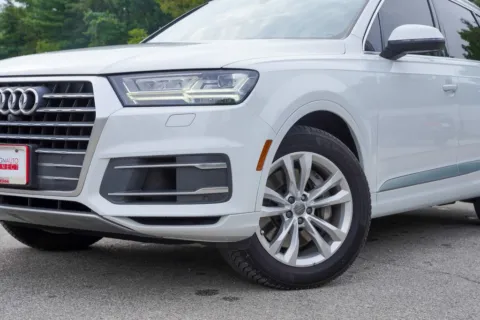 Another view of 2018 Audi Q7 3.0T Premium Plus for sale in Bloomington, IN at Foreign Auto Connect