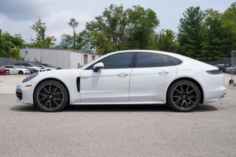 More photos of 2020 Porsche Panamera E-Hybrid 4 10 Years Edition at Foreign Auto Connect, IN