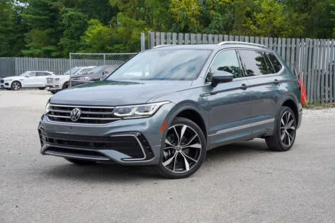Photos of 2022 Volkswagen Tiguan 2.0T SEL R-Line for sale in Bloomington, IN at Foreign Auto Connect