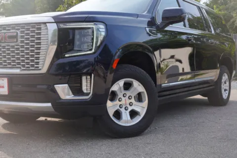 More photos of 2021 GMC Yukon XL Denali at Foreign Auto Connect, IN