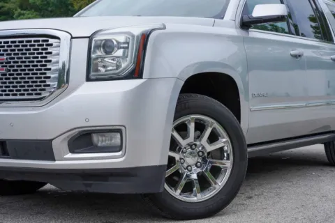More photos of 2017 GMC Yukon XL Denali at Foreign Auto Connect, IN
