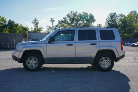 More photos of 2011 Jeep Patriot Sport at Foreign Auto Connect, IN