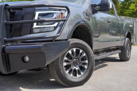 More photos of 2021 Nissan Titan XD PRO-4X at Foreign Auto Connect, IN