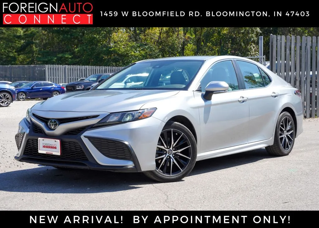 Silver 2022 Toyota Camry SE for sale in Bloomington, IN