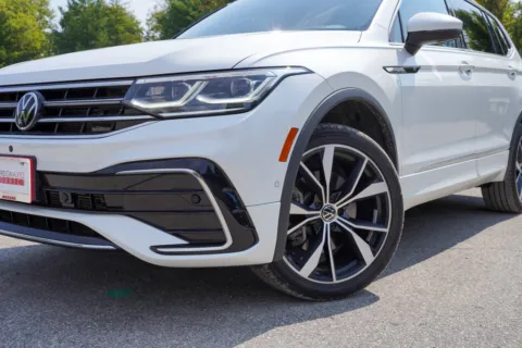 Another view of 2022 Volkswagen Tiguan 2.0T SEL R-Line for sale in Bloomington, IN at Foreign Auto Connect