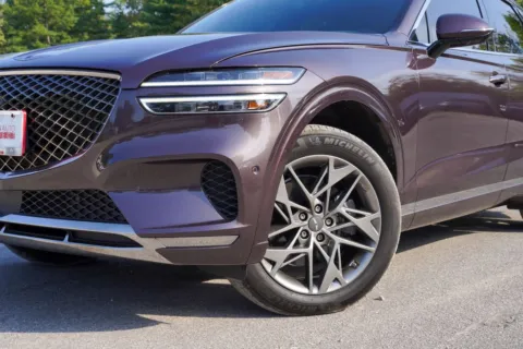 More photos of 2022 Genesis GV70 2.5T at Foreign Auto Connect, IN