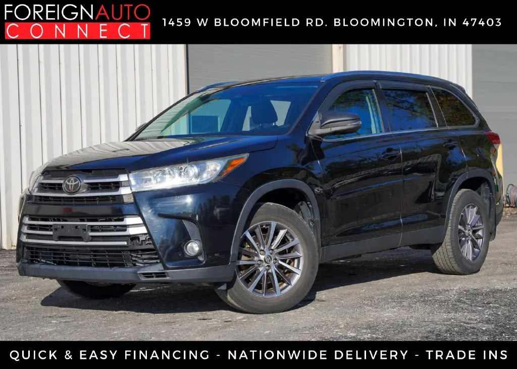 Black 2019 Toyota Highlander XLE for sale in Bloomington, IN