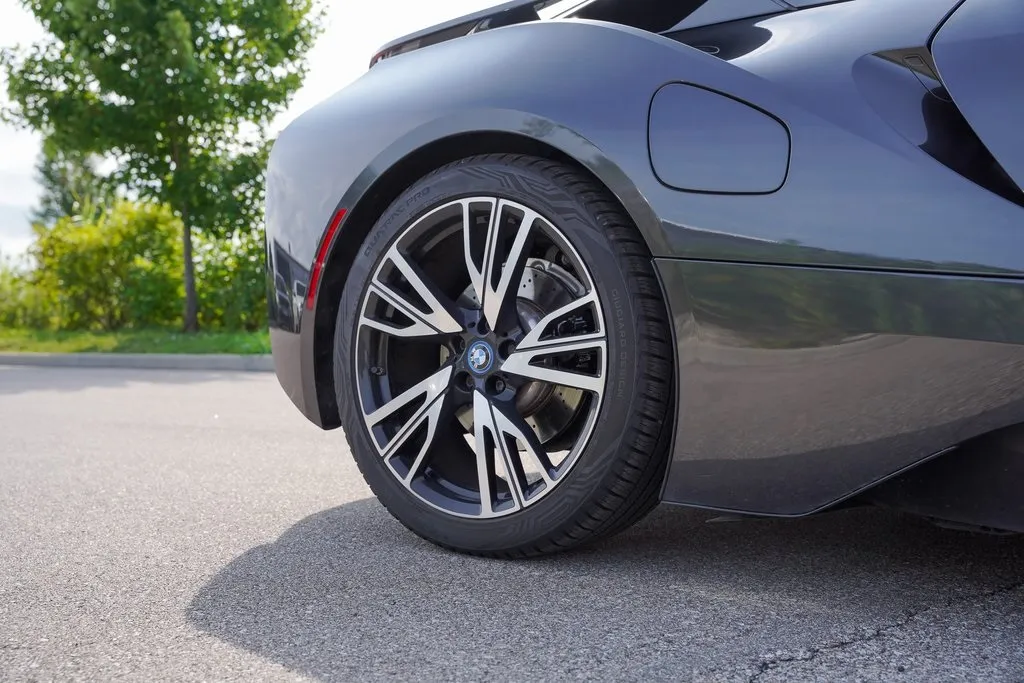 2015 Bmw i8 8-Series photo 5