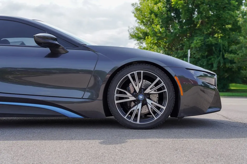 2015 Bmw i8 8-Series photo 29