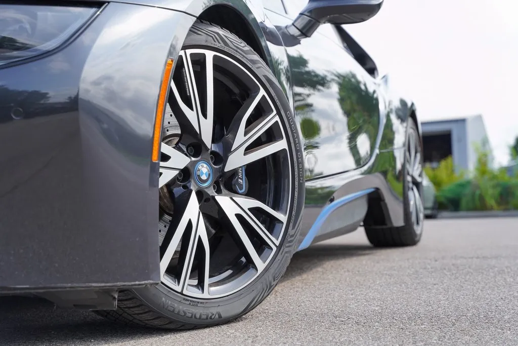 2015 Bmw i8 8-Series photo 26