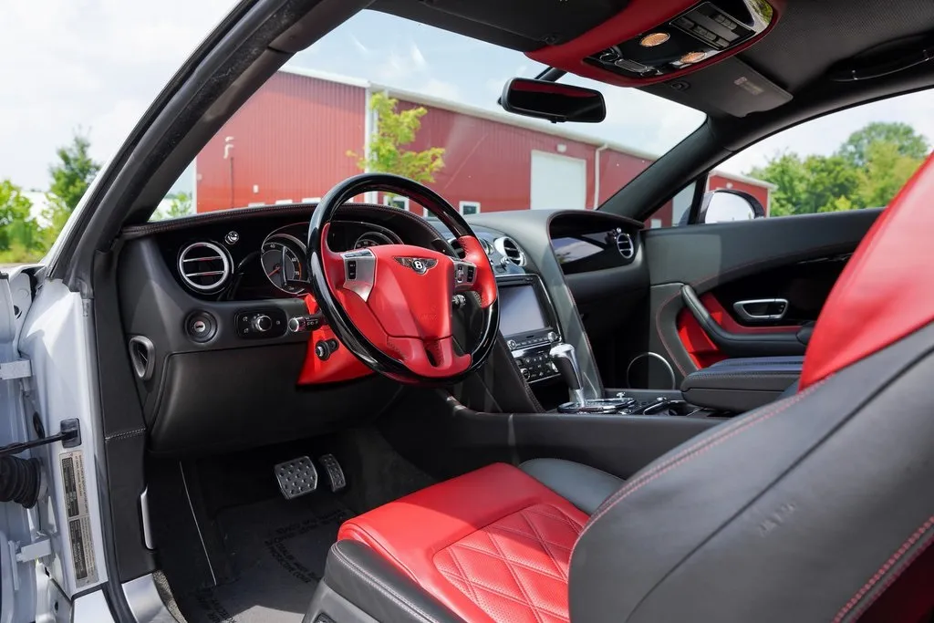 2015 Bentley Continental GT V8 S photo 30
