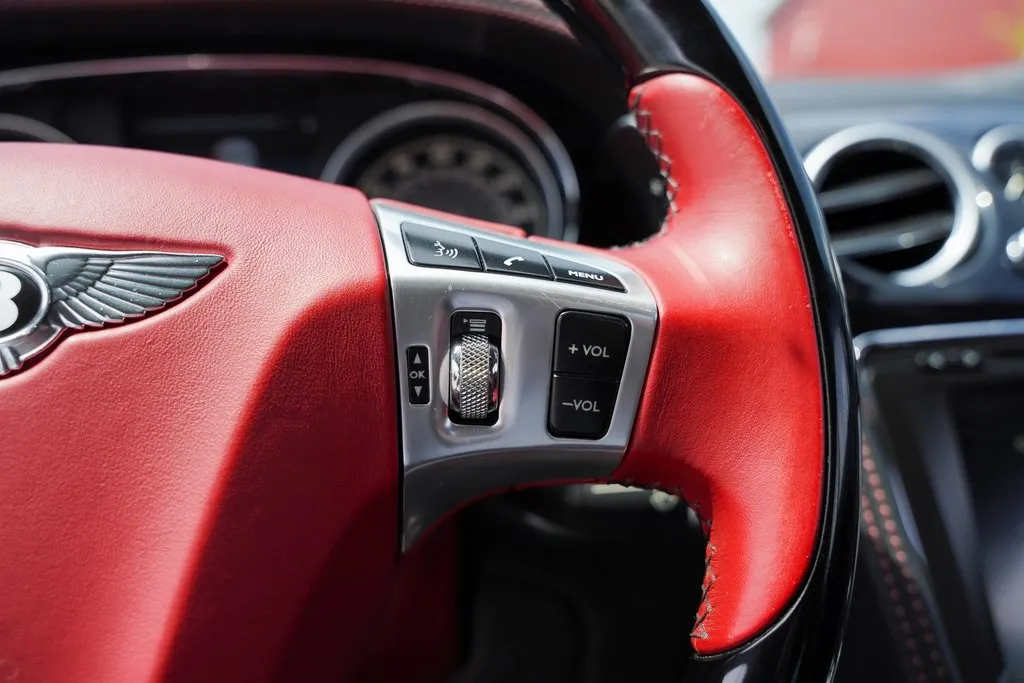 2015 Bentley Continental GT V8 S photo 18