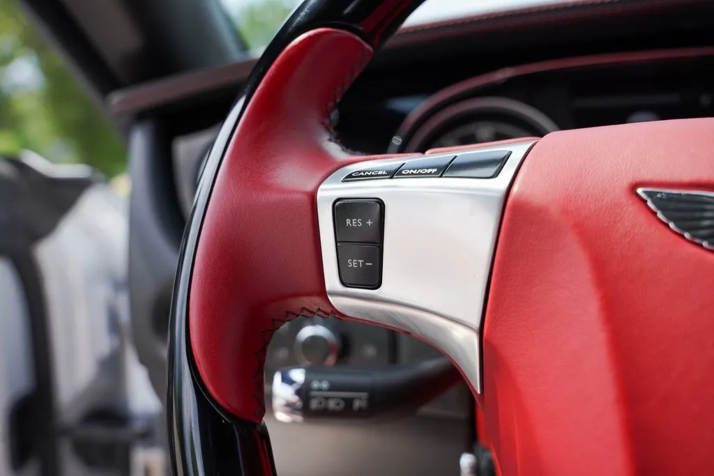 2015 Bentley Continental GT V8 S photo 31