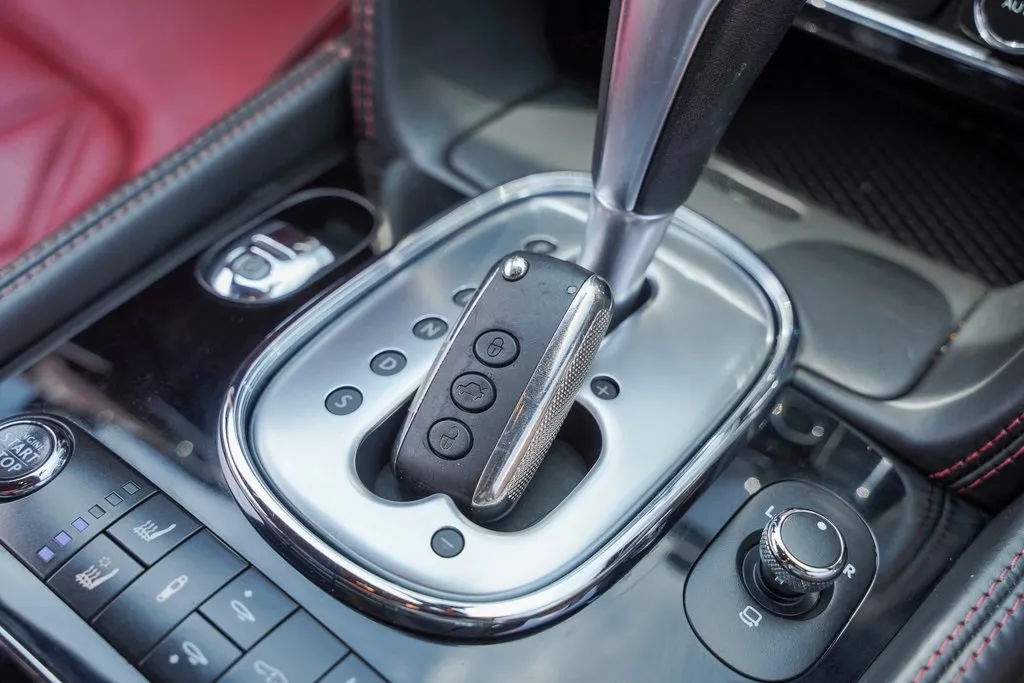 2015 Bentley Continental GT V8 S photo 38