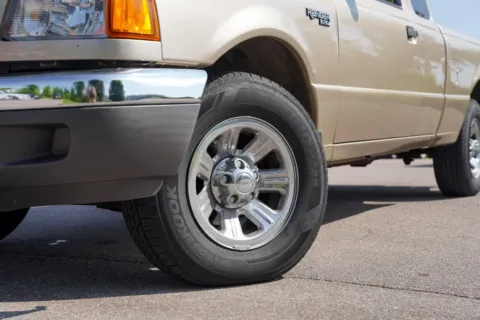 More photos of 2002 Ford Ranger XLT at Foreign Auto Connect, IN