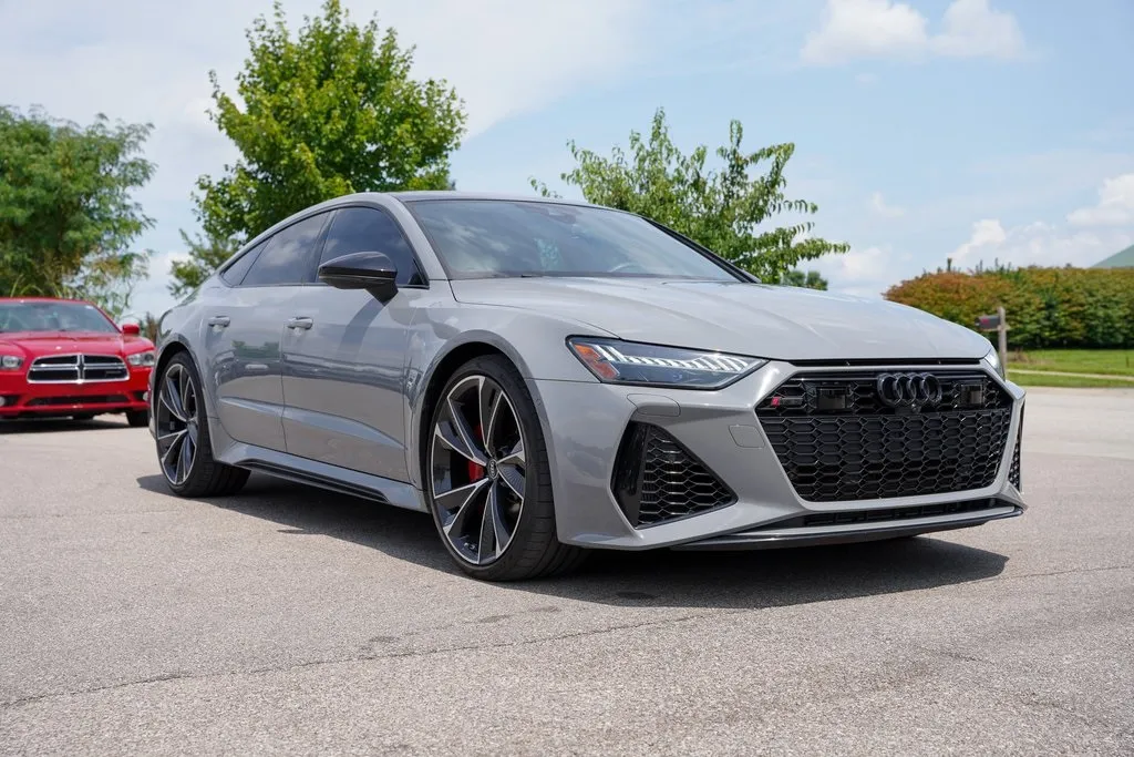 2022 Audi RS 7 Avant Base photo 40