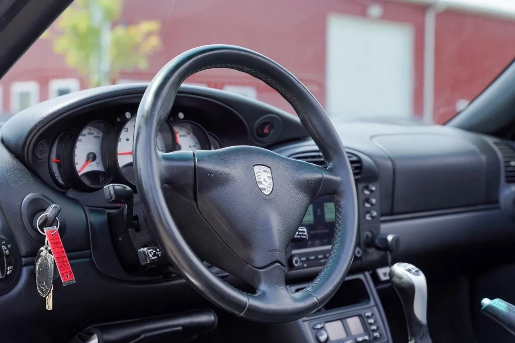 2000 Porsche 911 4 photo 32
