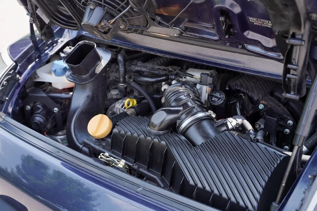 2000 Porsche 911 4 photo 38