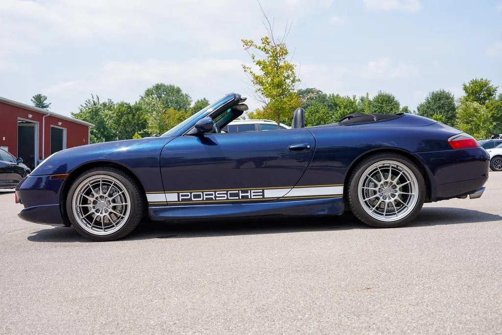 2000 Porsche 911 4 photo 28