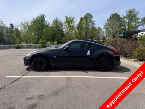 Photos of 2013 Nissan 370Z Nismo for sale in Bloomington, IN at Foreign Auto Connect