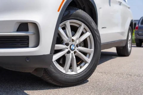 More photos of 2015 BMW X5 xDrive35d at Foreign Auto Connect, IN