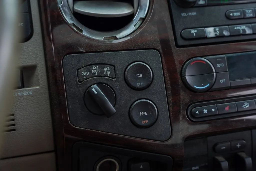 2008 Ford F-250 photo 30