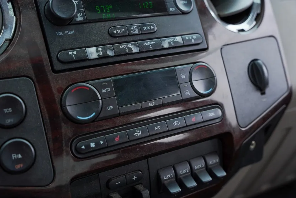 2008 Ford F-250 photo 8