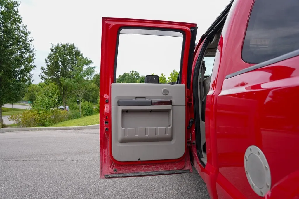 2008 Ford F-250 photo 21