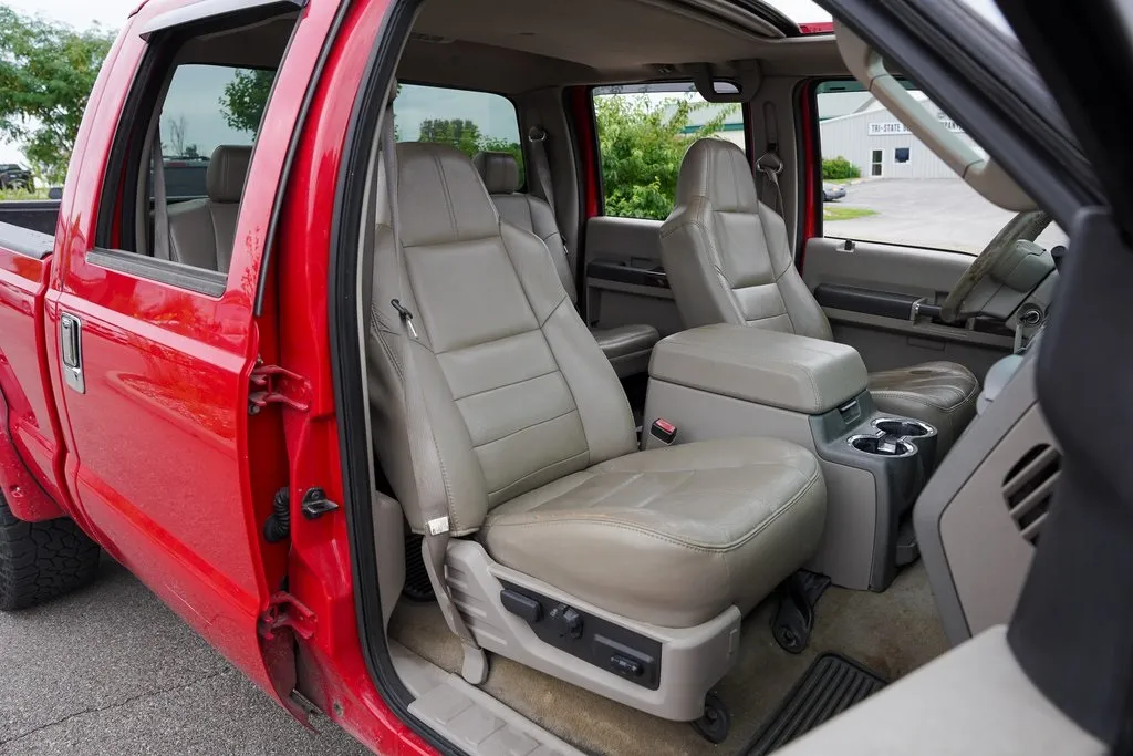 2008 Ford F-250 photo 11