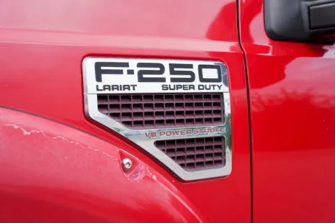 More photos of 2008 Ford F-250SD Lariat at Foreign Auto Connect, IN