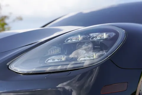 More photos of 2018 Porsche Panamera E-Hybrid Turbo S at Foreign Auto Connect, IN