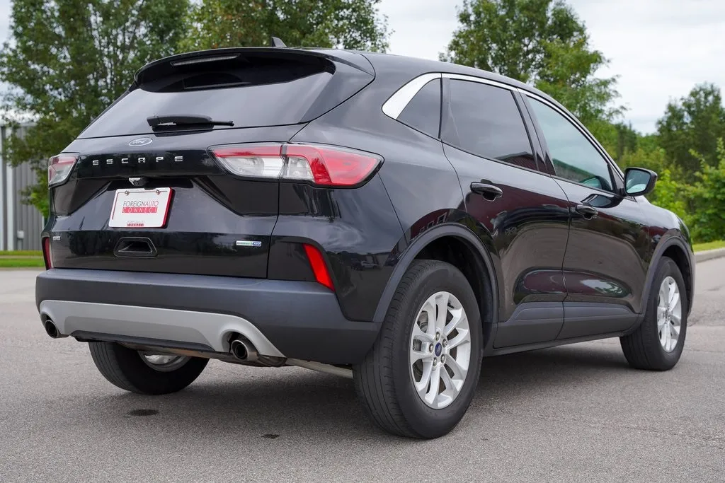 2020 Ford Escape SE photo 30