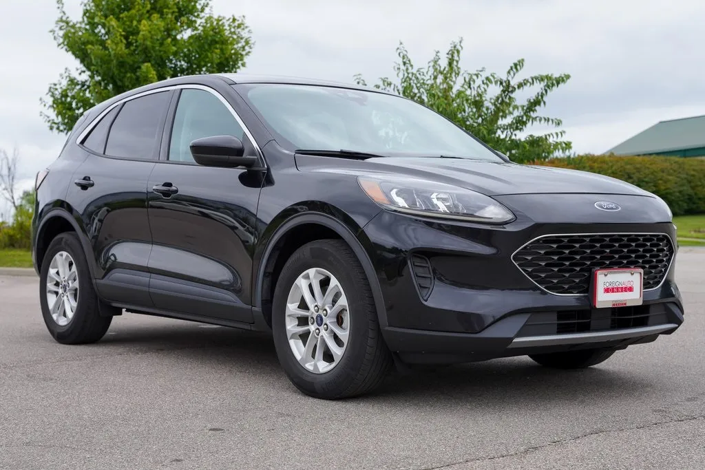 2020 Ford Escape SE photo 4