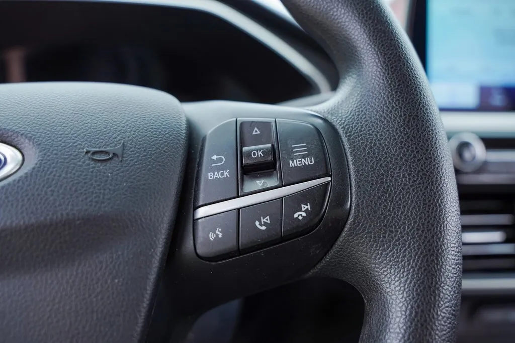 2020 Ford Escape SE photo 18