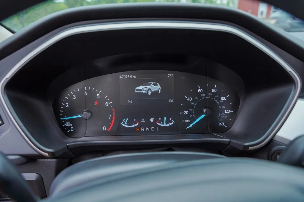 2020 Ford Escape SE photo 19