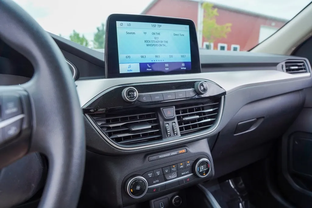 2020 Ford Escape SE photo 34