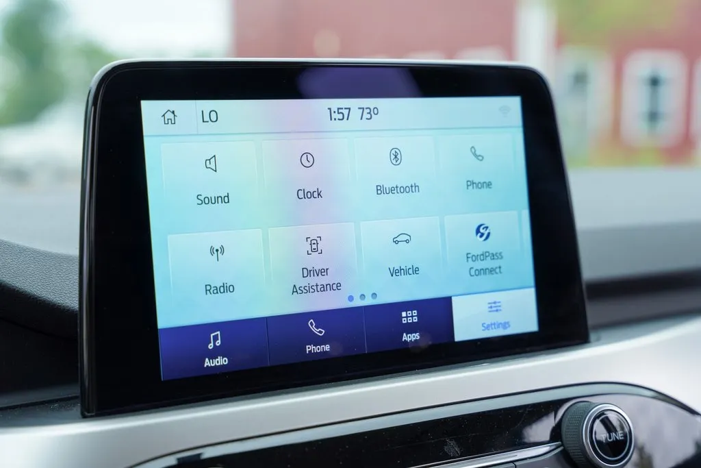 2020 Ford Escape SE photo 8