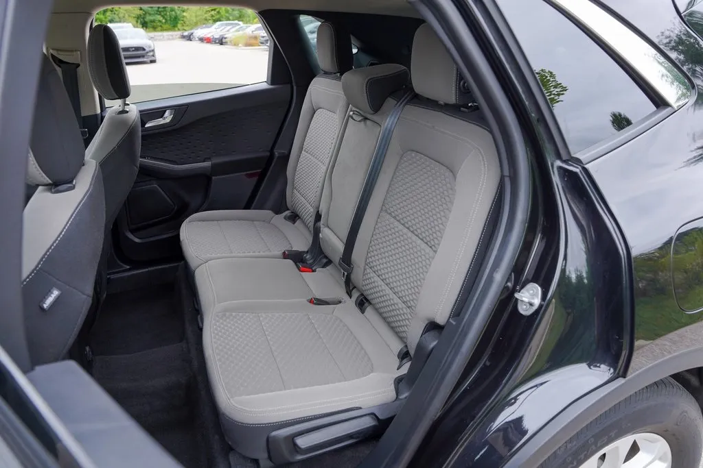 2020 Ford Escape SE photo 10