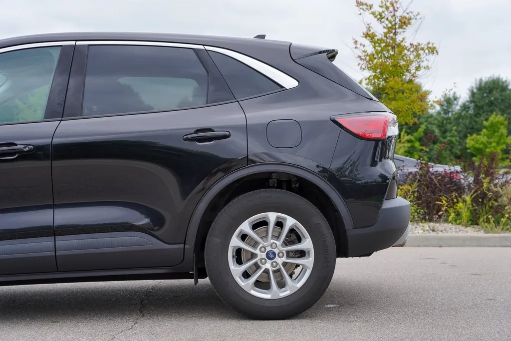 2020 Ford Escape SE photo 14