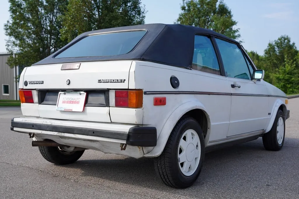 1987 Volkswagen Cabrio Base photo 12