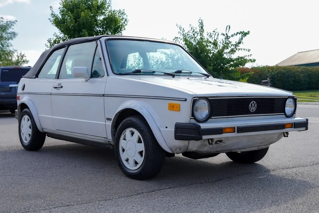1987 Volkswagen Cabrio Base photo 22