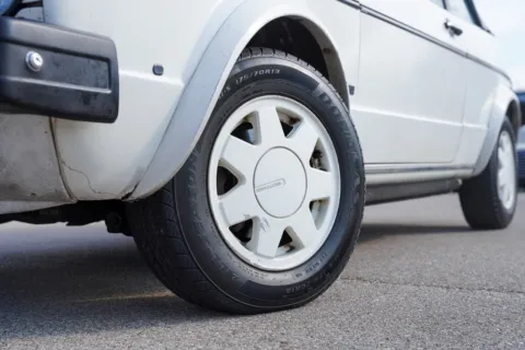 More photos of 1987 Volkswagen Cabrio at Foreign Auto Connect, IN