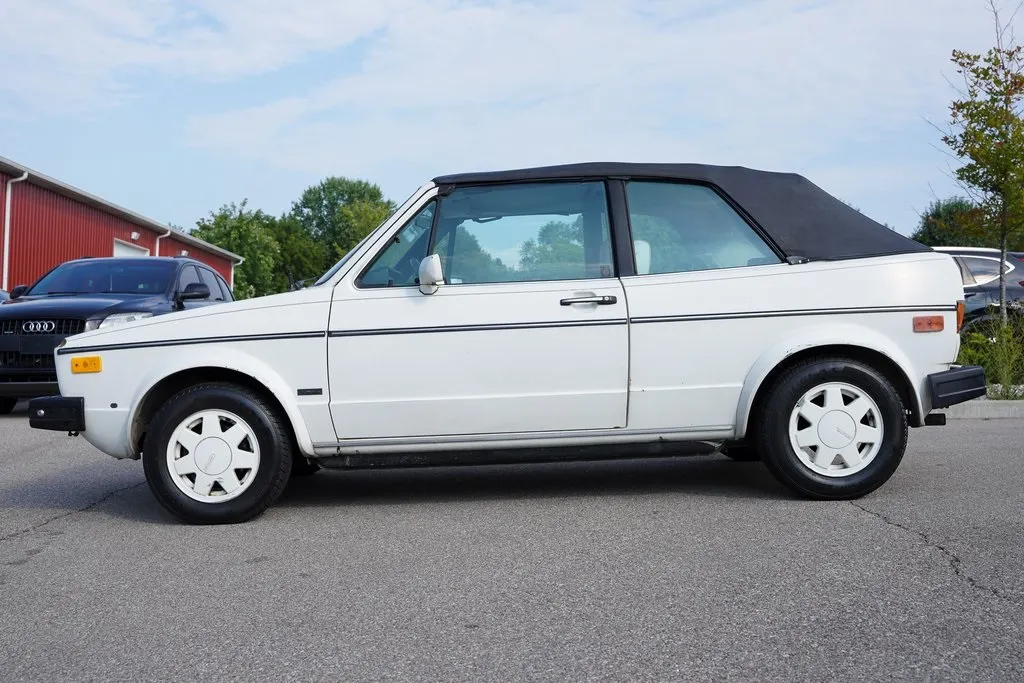 1987 Volkswagen Cabrio Base photo 19