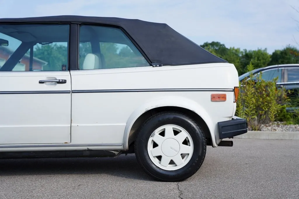 1987 Volkswagen Cabrio Base photo 3