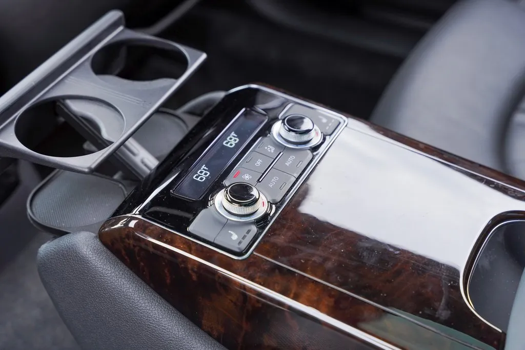 2014 Audi A8 L 3.0 TDI photo 17